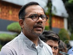 Haris Azhar: Tindakan Rektor Itu Sendiri yang Membuktikan Dia Broker