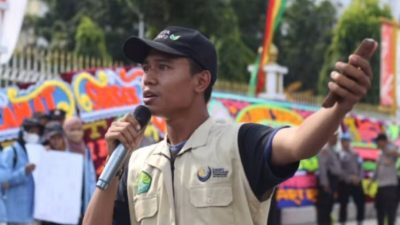 Khariq Anhar: Kuliah Seharusnya Gratis