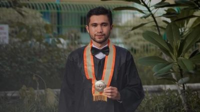 Jalan Tapung Raya Sama Seperti Wajah Pemerintah Saat ini: Jelek dan Berlobang