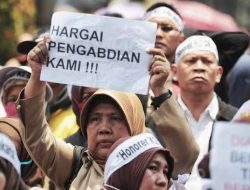 Sudah 5 Bulan Tidak Digaji, Ratusan Guru Bantu di Kabupaten Kampar Mengeluh